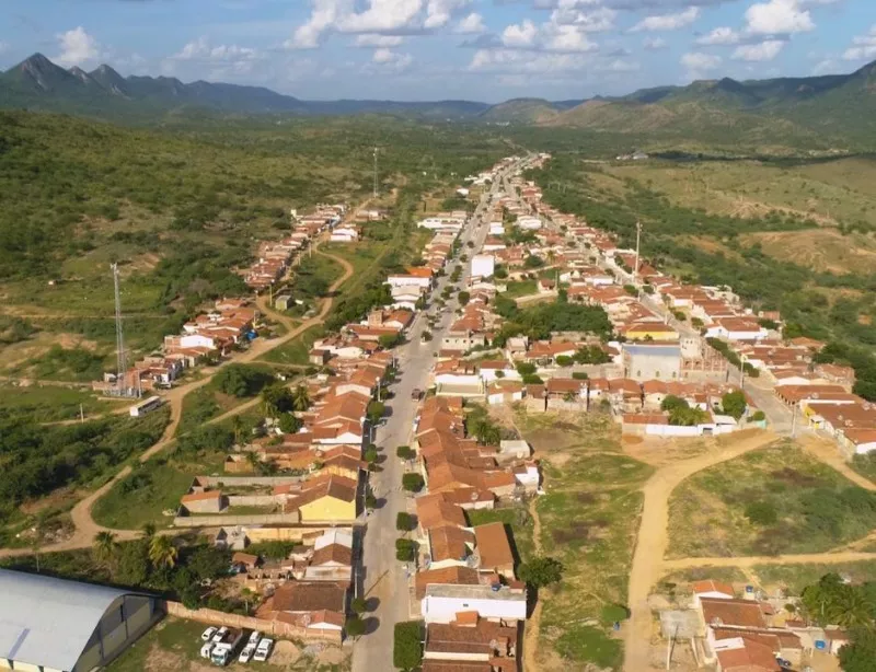 Prefeitura de Areia de Baraúnas investe mais de R$ 1,5 milhão na construção de nova escola
