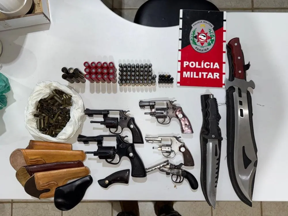 Polícia Militar desarticula esquema de venda ilegal de armas e munições no Sertão da Paraíba
