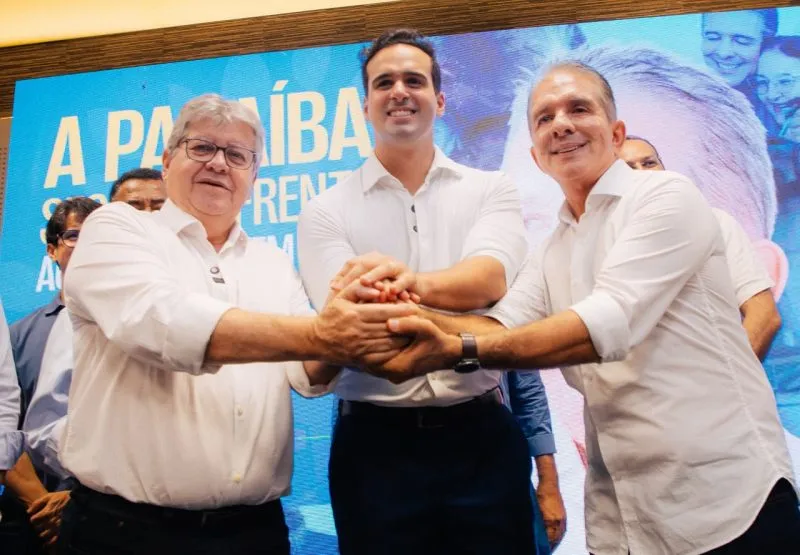 Lucas Ribeiro, João Azevêdo e Nabor Wanderley votarão juntos neste domingo (4)