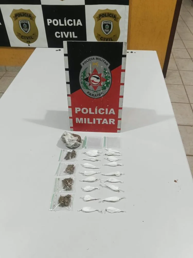 Adolescente de 17 anos é apreendido com maconha e cocaína no Centro de Brejo do Cruz