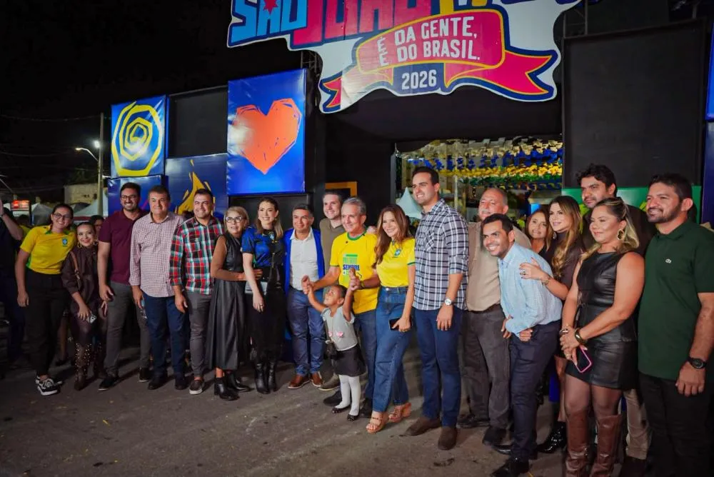 Lideranças políticas prestigiam abertura do São João de Patos e destacam impacto econômico da festa